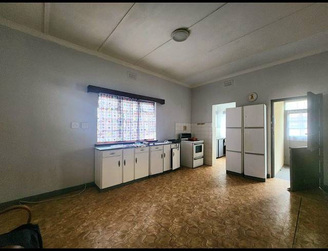 3 BEDROOM HOUSE FOR SALE IN TOWNSEND ESTATE